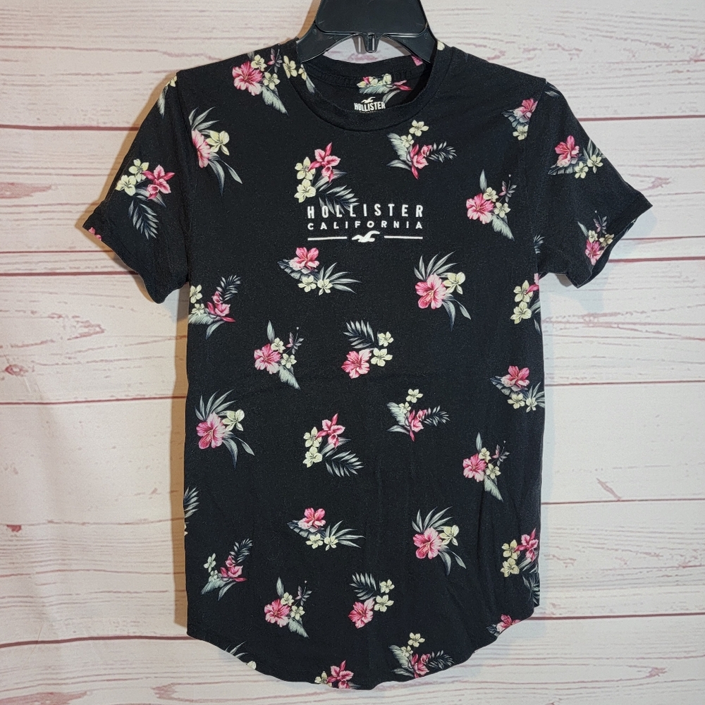 Hollister Mens Hawaiian print XS T
